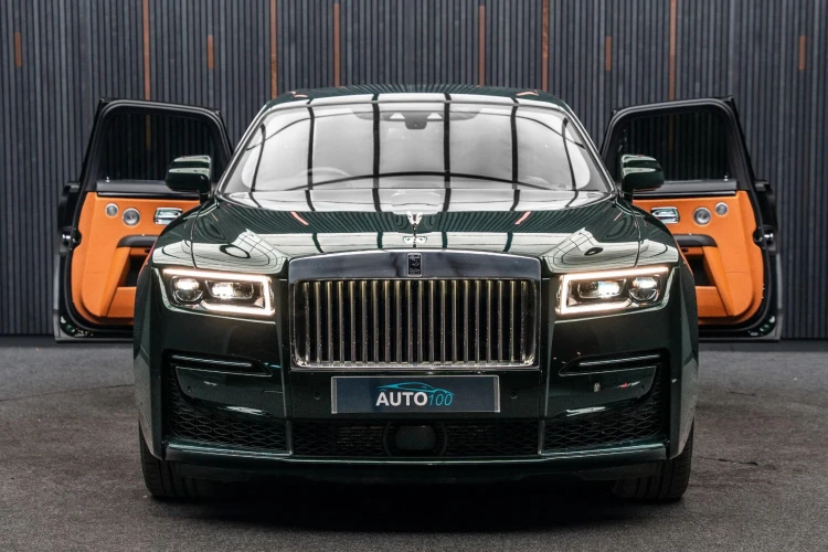 Vehicle Image 9