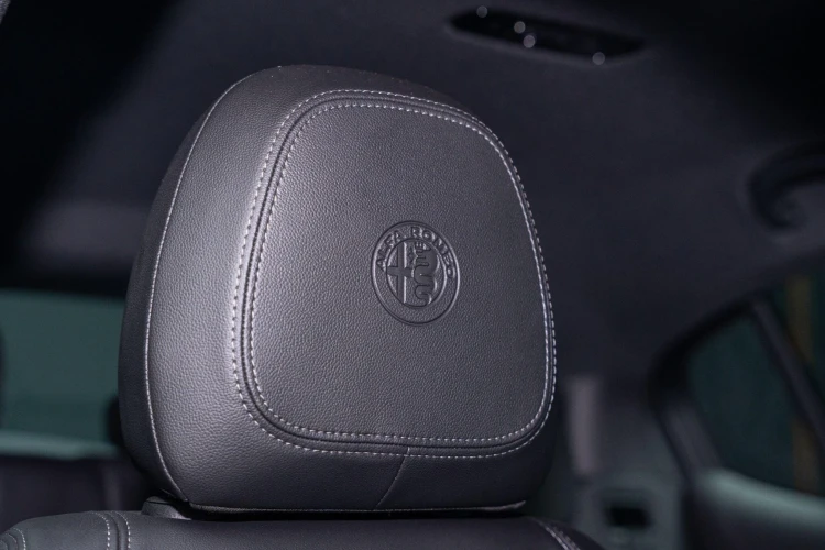 Vehicle Image 45