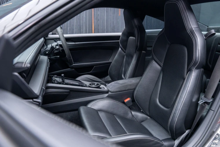 Vehicle Image 45