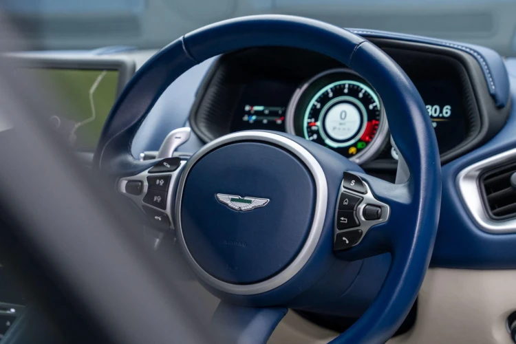 Vehicle Image 35