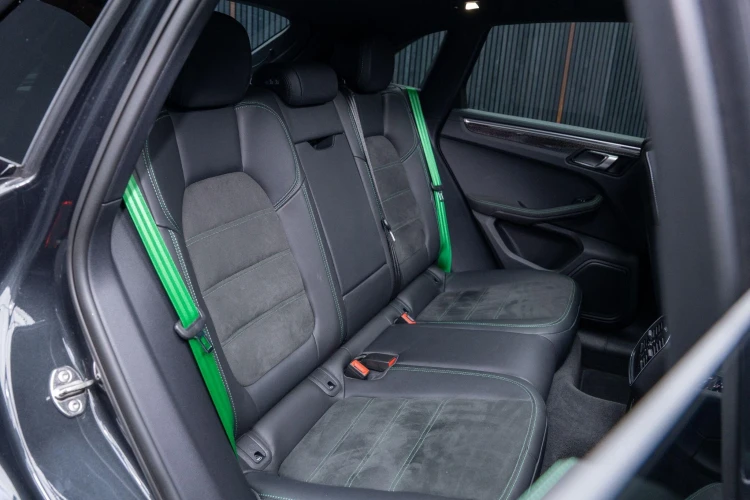 Vehicle Image 37