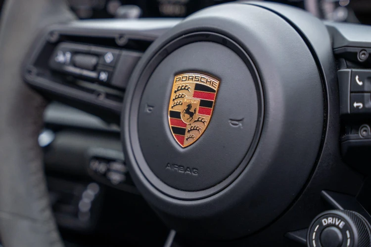 Vehicle Image 30
