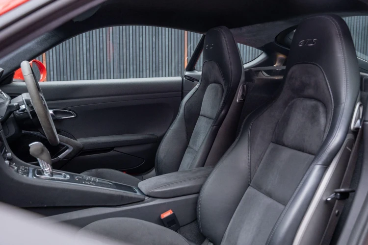 Vehicle Image 40