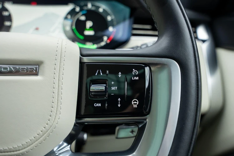 Vehicle Image 30