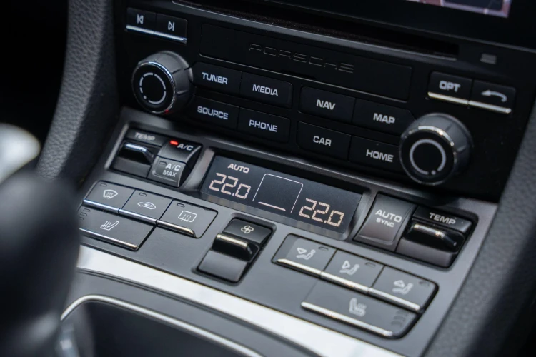 Vehicle Image 20