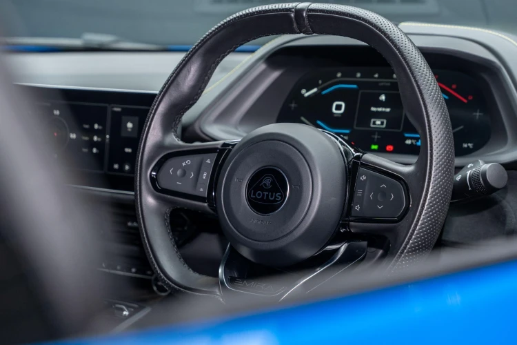 Vehicle Image 35