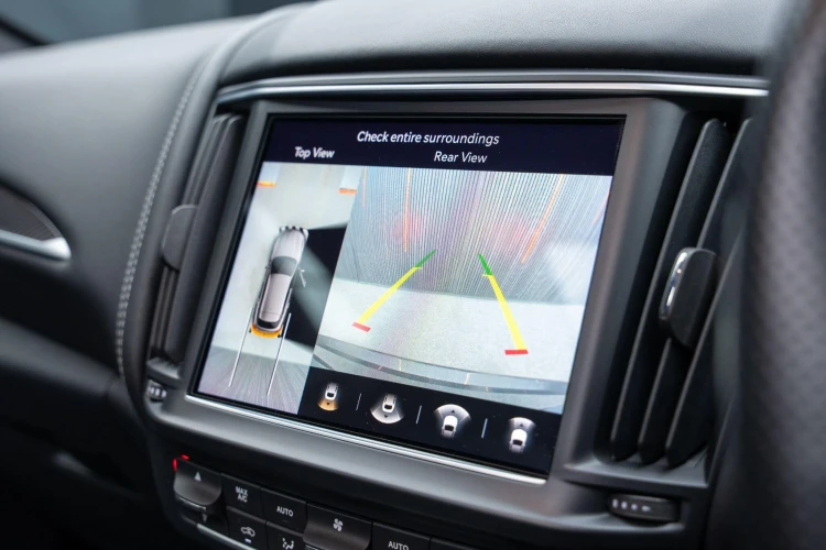 Vehicle Image 10