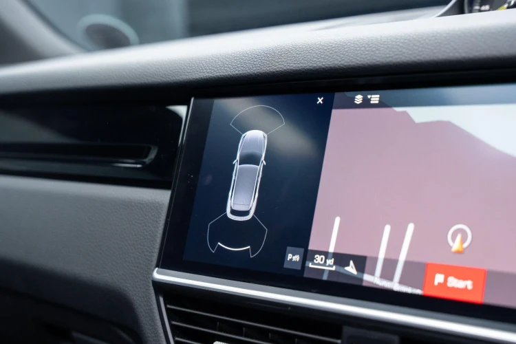 Vehicle Image 10