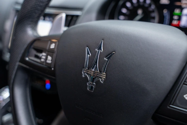 Vehicle Image 24