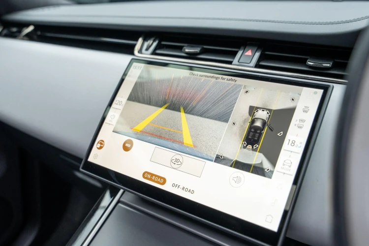 Vehicle Image 8
