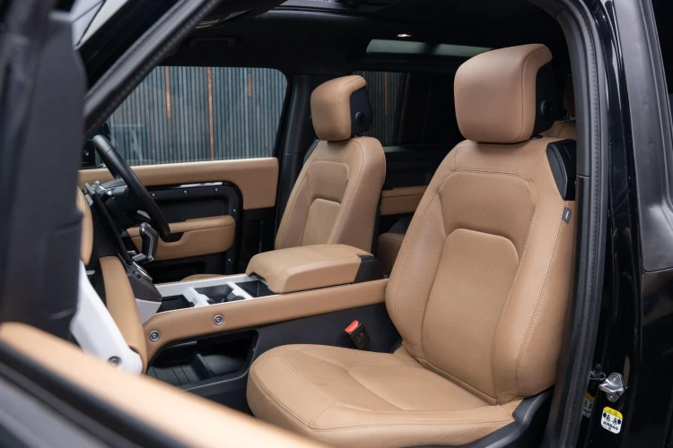 Vehicle Image 36