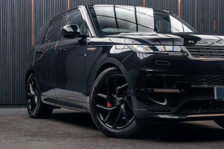 Vehicle Image 7