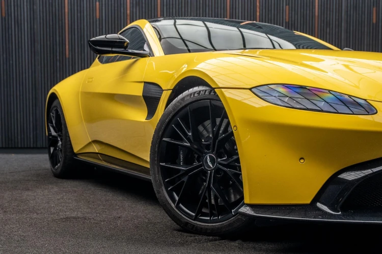 Vehicle Image 7