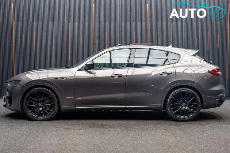 Vehicle Image 15