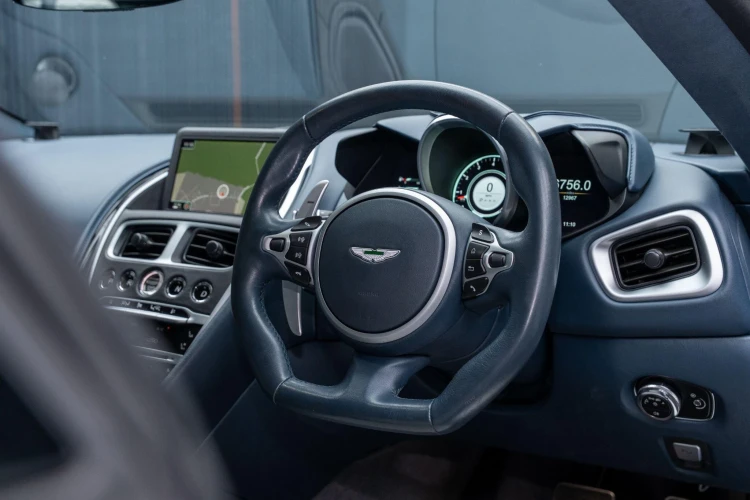 Vehicle Image 36