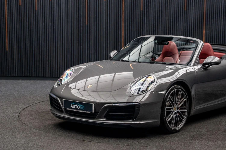 Vehicle Image 7
