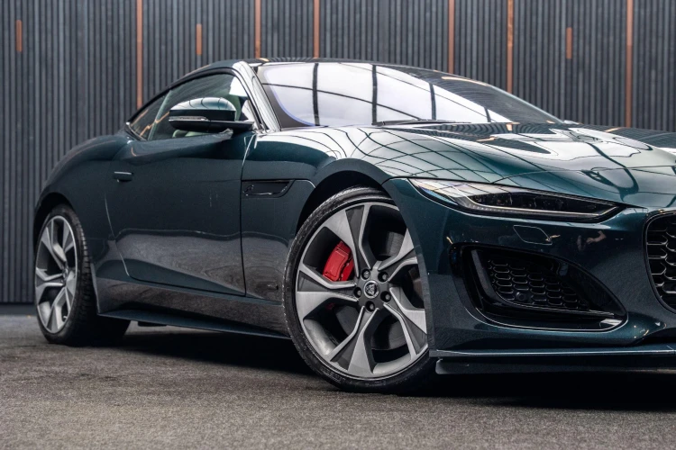 Vehicle Image 7