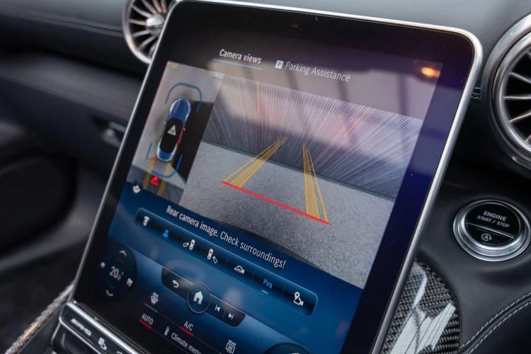 Vehicle Image 8