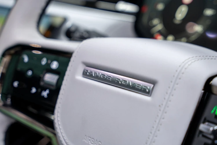Vehicle Image 22
