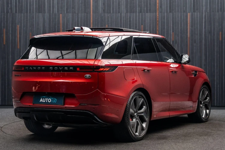 Vehicle Image 21