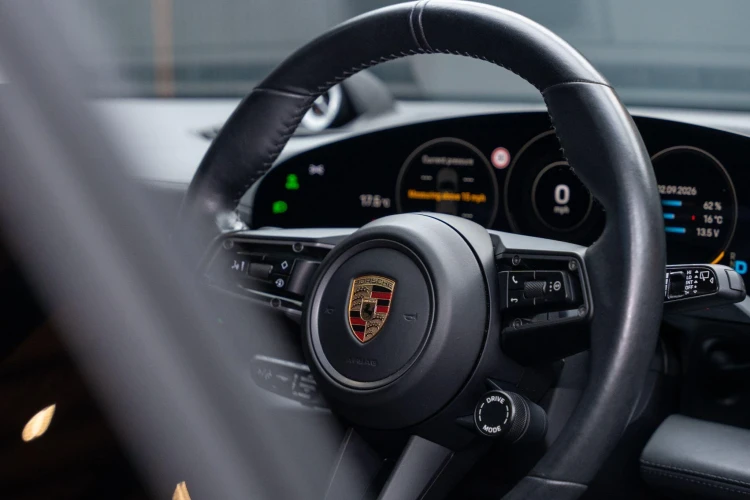 Vehicle Image 50