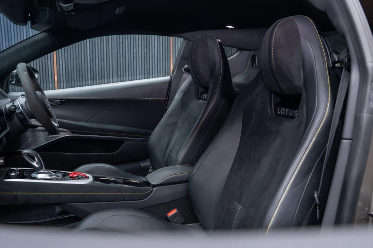 Vehicle Image 39
