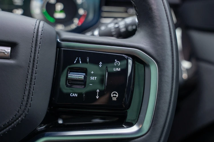 Vehicle Image 30