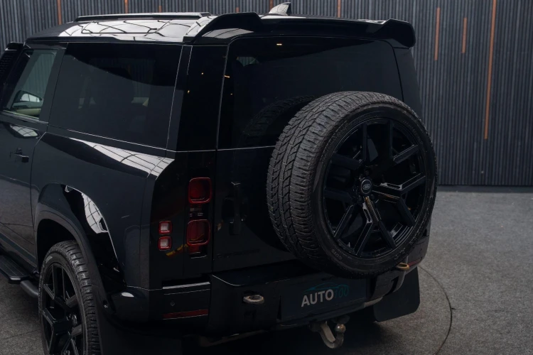 Vehicle Image 21