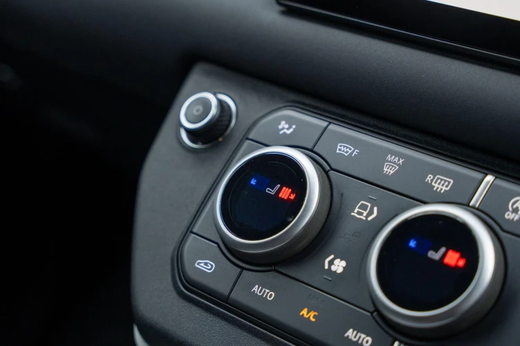 Vehicle Image 20