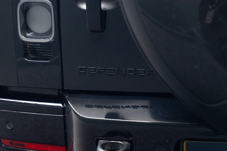 Vehicle Image 35