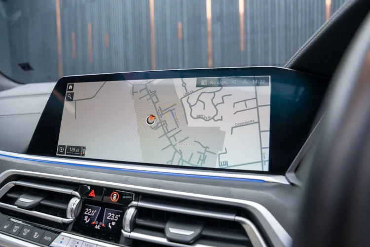 Vehicle Image 10
