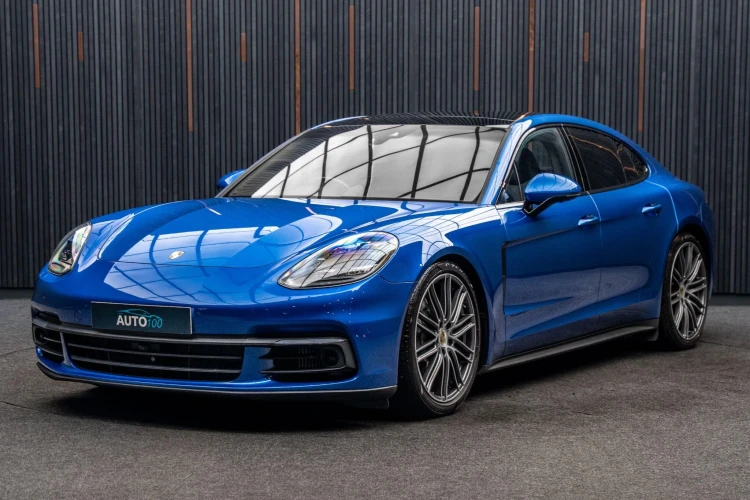 Vehicle Image 5