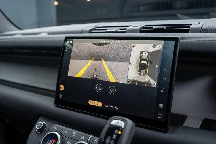 Vehicle Image 8