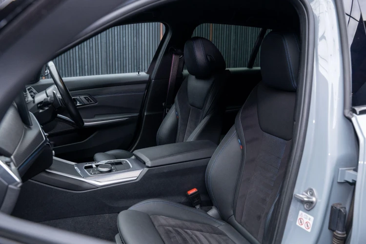 Vehicle Image 41