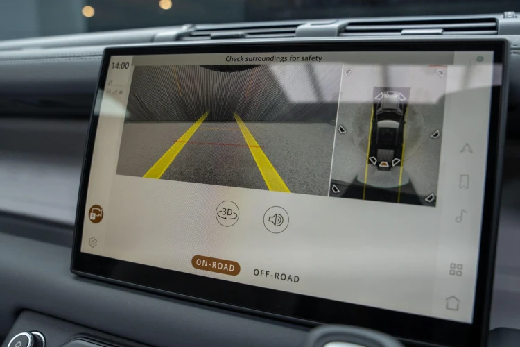 Vehicle Image 8