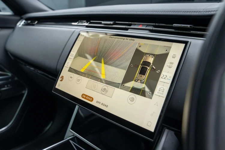 Vehicle Image 8