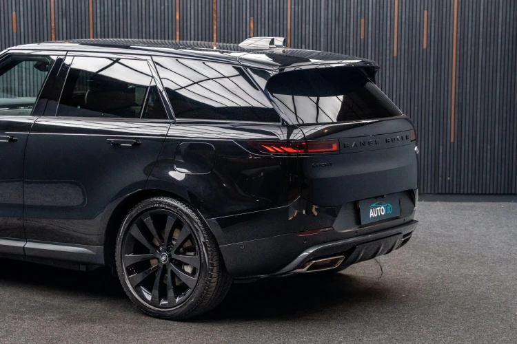 Vehicle Image 19