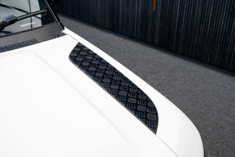 Vehicle Image 31