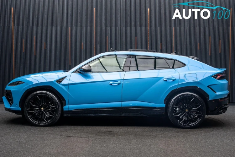 Vehicle Image 13