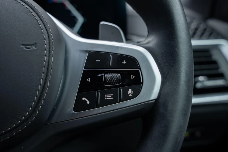 Vehicle Image 40