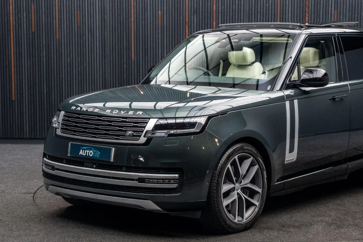 Vehicle Image 5