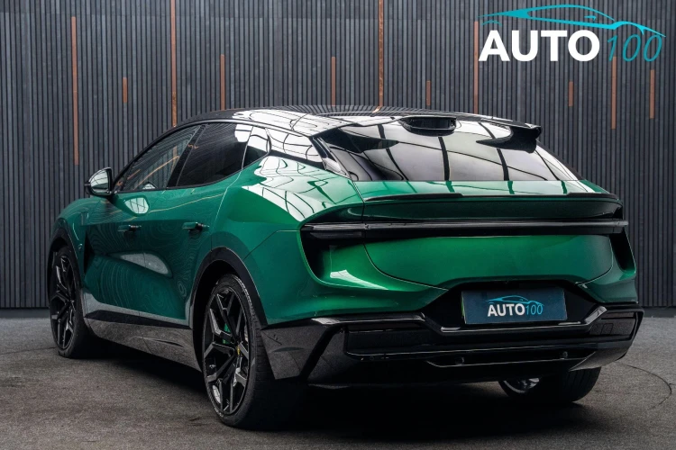 Vehicle Image 3