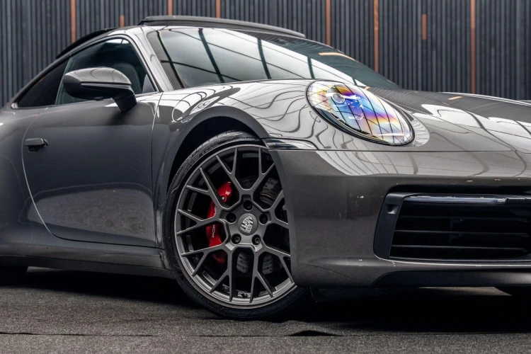 Vehicle Image 11