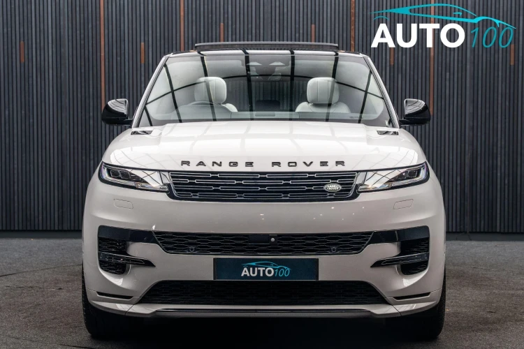 Vehicle Image 9