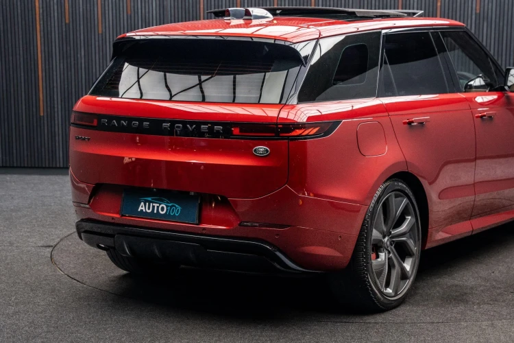 Vehicle Image 23