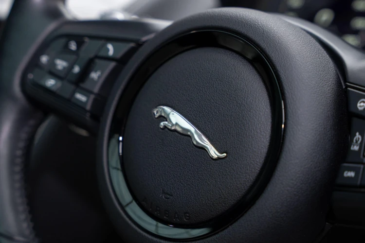 Vehicle Image 36