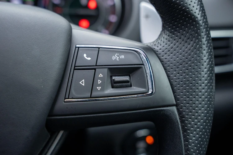 Vehicle Image 36
