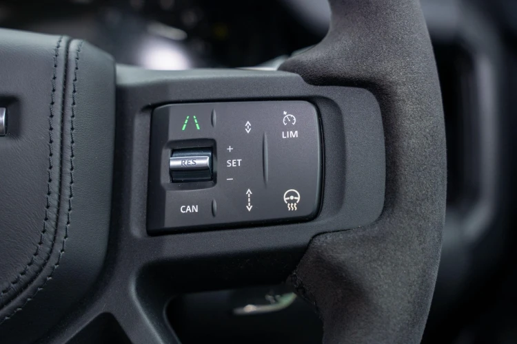 Vehicle Image 36