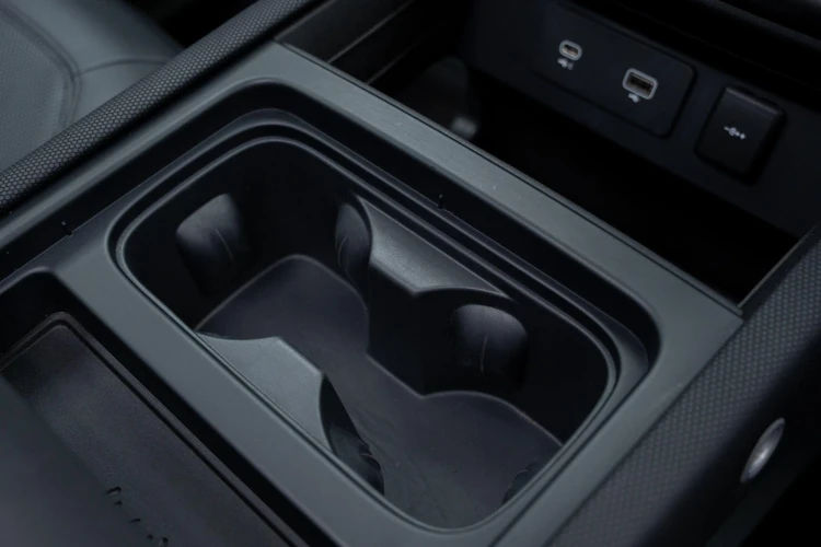Vehicle Image 36