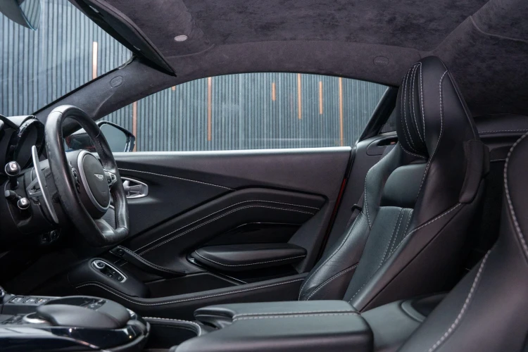 Vehicle Image 36